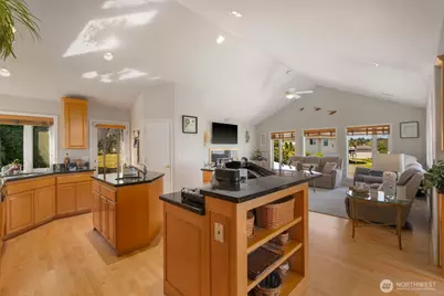 30822 36th Court SW, Federal Way, WA 98003 - Photo 14