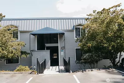 924 Shorewood Drive #49, Bremerton, WA 98312 - Photo 2