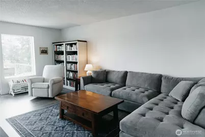 924 Shorewood Drive #49, Bremerton, WA 98312 - Photo 8