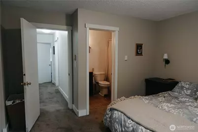 924 Shorewood Drive #49, Bremerton, WA 98312 - Photo 28
