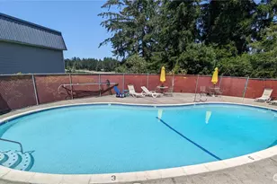 924 Shorewood Dr, Bremerton, WA 98312 - Photo 36