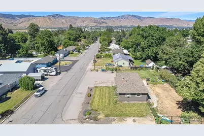 1385 Tedford Street SE, East Wenatchee, WA 98802 - Photo 34