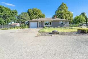 1385 Tedford St SE, East Wenatchee, WA 98802 - Photo 1