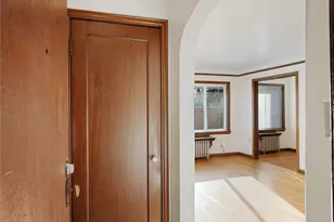 8008 Greenwood Ave N, Seattle, WA 98103 - Photo 10