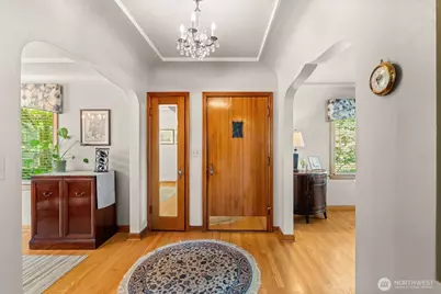 1805 N Union Avenue, Tacoma, WA 98406 - Photo 2