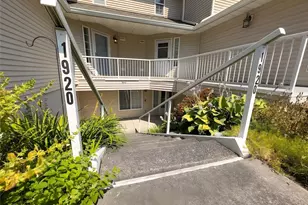 1920 S 368th Pl, Federal Way, WA 98003 - Photo 2