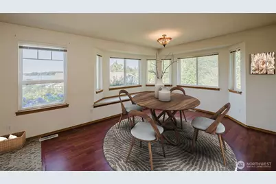 5305 Harbor Ridge Drive, Bremerton, WA 98312 - Photo 10