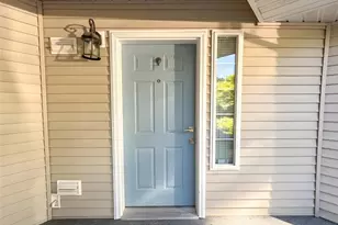 1966 S 368th Pl, Federal Way, WA 98003 - Photo 4