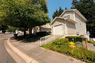 1966 S 368th Pl, Federal Way, WA 98003 - Photo 2