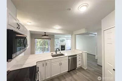 1966 S 368th Place #1966, Federal Way, WA 98003 - Photo 8
