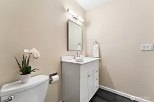 14602 NE 51st St, Bellevue, WA 98007 - Photo 16
