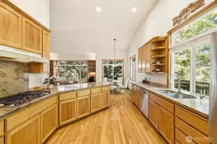 11033 169th Pl NE, Redmond, WA 98052 - Photo 12