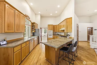 11033 169th Place NE, Redmond, WA 98052 - Photo 14