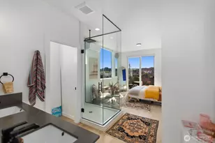 916 NW 56th St, Seattle, WA 98107 - Photo 18
