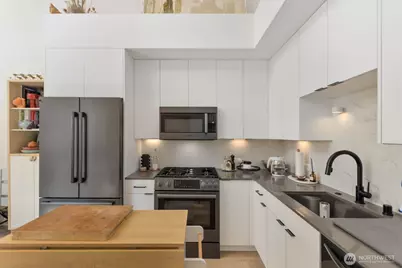916 NW 56th Street #G, Seattle, WA 98107 - Photo 12