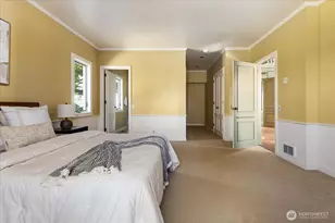 2374 Soundview Dr, Langley, WA 98260 - Photo 18