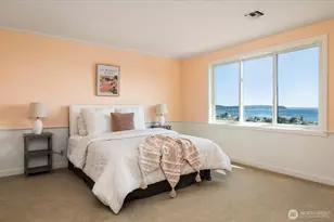 2374 Soundview Dr, Langley, WA 98260 - Photo 32