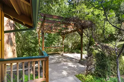 18503 SE 64th Way, Issaquah, WA 98027 - Photo 34