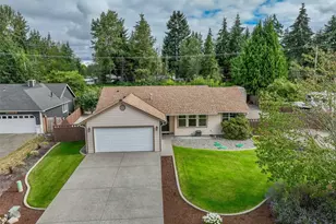 20205 120th St Ct E, Bonney Lake, WA 98391 - Photo 2