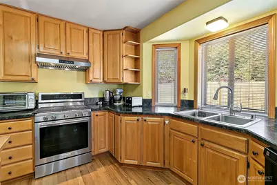 21503 21st Street E, Lake Tapps, WA 98391 - Photo 12