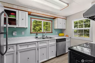1649 SW Wildwood Rd, Port Orchard, WA 98367 - Photo 12