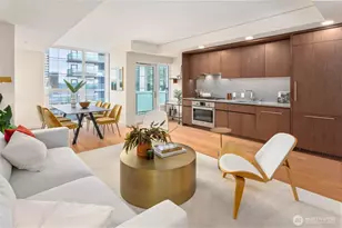 121 Stewart St, Seattle, WA 98101 - Photo 2