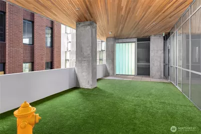 121 Stewart Street #1104, Seattle, WA 98101 - Photo 32