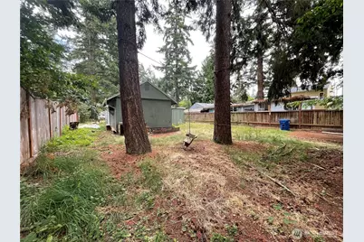 13729 Stone Avenue N, Seattle, WA 98133 - Photo 22