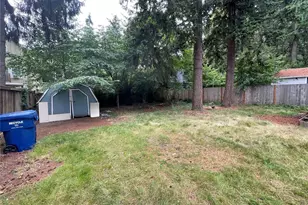 13729 Stone Ave N, Seattle, WA 98133 - Photo 20