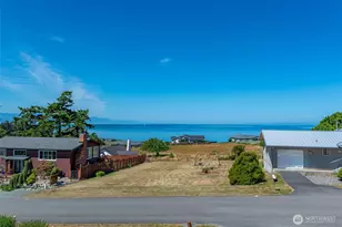 682 El Prado Ave, Coupeville, WA 98239 - Photo 24