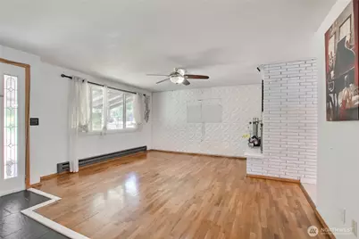 201 E Beech Street, Everett, WA 98203 - Photo 4