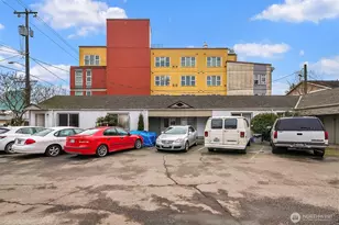 10531 Aurora Ave N, Seattle, WA 98133 - Photo 6