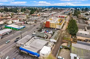 10531 Aurora Ave N, Seattle, WA 98133 - Photo 10