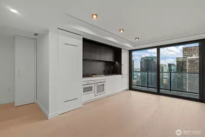 300 Virginia Street #3103, Seattle, WA 98101 - Photo 2