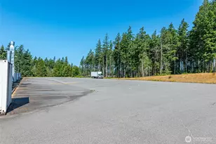 970 NE 21st St, Oak Harbor, WA 98277 - Photo 18
