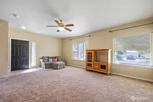 26 SW 13th, College Place, WA 99324 - Photo 6
