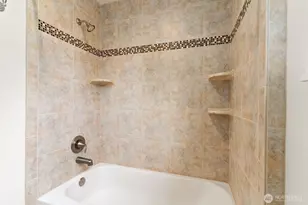 8123 Veterans Dr SW, Lakewood, WA 98498 - Photo 24