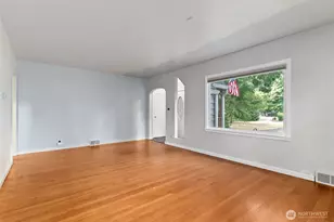 8123 Veterans Dr SW, Lakewood, WA 98498 - Photo 6