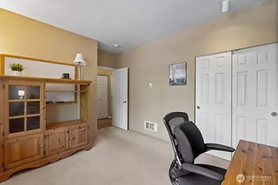 12712 Admiralty Way #B204, Everett, WA 98204 - Photo 18
