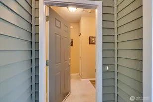 12712 Admiralty Way, Everett, WA 98204 - Photo 2