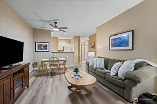 12712 Admiralty Way, Everett, WA 98204 - Photo 6