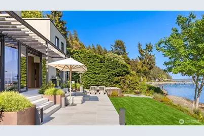 10555 NE Seaborn Road, Bainbridge Island, WA 98110 - Photo 20