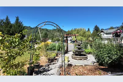 7674 Cedar Park, Concrete, WA 98237 - Photo 8
