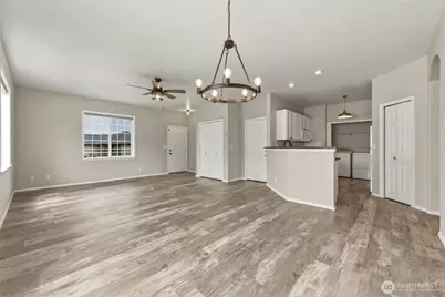 777 SE Magnoni, College Place, WA 99324 - Photo 6