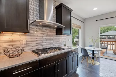 20513 Richmond Road, Bothell, WA 98012 - Photo 10