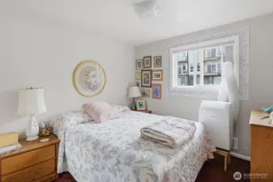 565 -569 Lee St, Seattle, WA 98109 - Photo 14