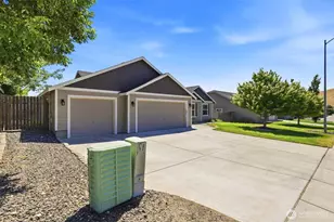 2670 Hickory Ave, West Richland, WA 99353 - Photo 28