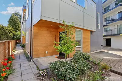 1926 Ferry Avenue SW, Seattle, WA 98116 - Photo 2