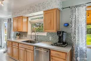 6919 W Victoria Ave, Kennewick, WA 99336 - Photo 8
