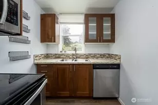 295 N 8th St, Saint Helens, OR 97051 - Photo 14